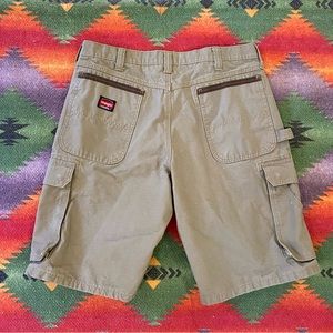 VINTAGE WRANGLER WORKWEAR SHORTS SIZE 36 GOOD CONDITION